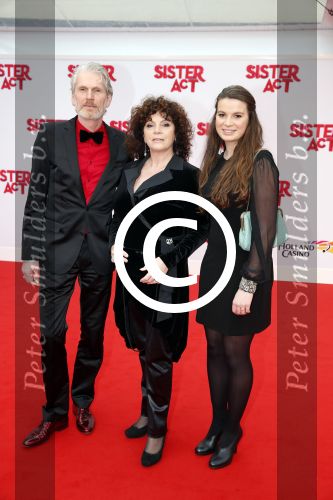 Scheveningen 3maart 2013
Premiere sisteract in het circustheater.
Henriette Tol met partner Rob Snoek en dochter
Peter Smulders bv