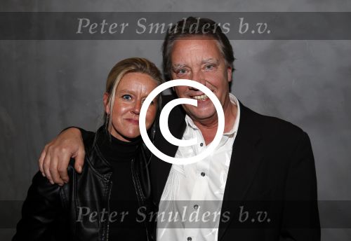 Hilversum 6 maart 2013
Presentatie cd Rock@R\'allstars in wisseloord studio\'s met oa Jan Rietman Jan Tuijp Marga Bult Dany Lademacher Ton op t Hof Jan Kooper en Albert Deinum. jan met vriendin
Pdeter Smulders bv