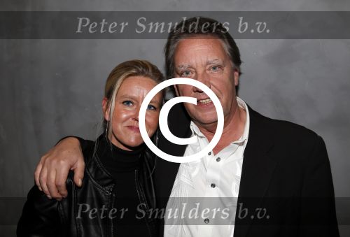 Hilversum 6 maart 2013
Presentatie cd Rock@R\'allstars in wisseloord studio\'s met oa Jan Rietman Jan Tuijp Marga Bult Dany Lademacher Ton op t Hof Jan Kooper en Albert Deinum. jan met vriendin
Pdeter Smulders bv