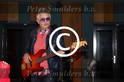Hilversum 6 maart 2013
Presentatie cd Rock@R\'allstars in wisseloord studio\'s met oa Jan Rietman Jan Tuijp Marga Bult Dany Lademacher Ton op t Hof Jan Kooper en Albert Deinum.
Pdeter Smulders bv