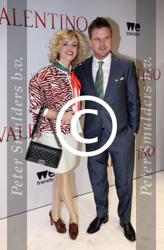 Amsterdam 18 maart 2013
Premiere Valentino in Tuschinski met in de hoofdrollen Najib Amhali Elise Schaap Johnny de Mol en Yolanthe Sneijder Cabau.mJohnny met zijn vriendin Josje Huisman
Peter Smulders bv