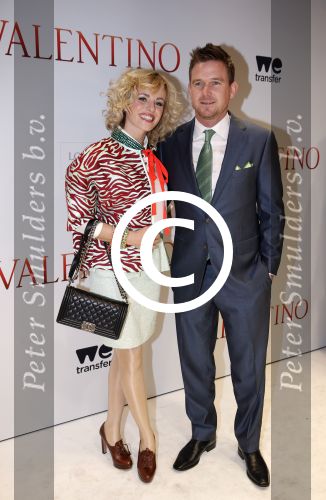 Amsterdam 18 maart 2013
Premiere Valentino in Tuschinski met in de hoofdrollen Najib Amhali Elise Schaap Johnny de Mol en Yolanthe Sneijder Cabau.mJohnny met zijn vriendin Josje Huisman
Peter Smulders bv