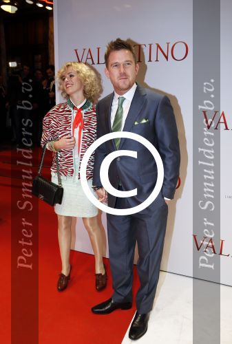 Amsterdam 18 maart 2013
Premiere Valentino in Tuschinski met in de hoofdrollen Najib Amhali Elise Schaap Johnny de Mol en Yolanthe Sneijder Cabau.mJohnny met zijn vriendin Josje Huisman
Peter Smulders bv