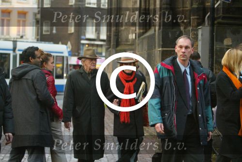 Amsterdam 28 december 2003
Prinses Maxima en Prinses Amalia wandelen met ouders Maxima en broer en zus bij Paleis op de Dam.Jorge Zorreguita en Carmen Zorreguita