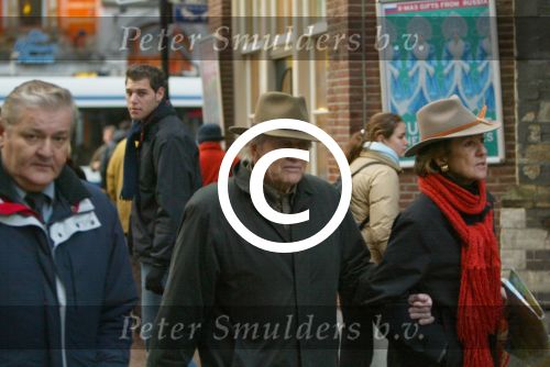Amsterdam 28 december 2003
Prinses Maxima en Prinses Amalia wandelen met ouders Maxima en broer en zus bij Paleis op de Dam.Jorge Zorreguita en Carmen Zorreguita