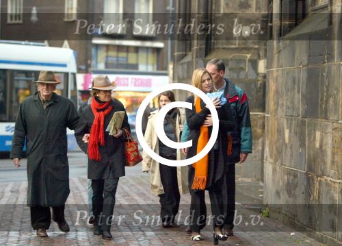 Amsterdam 28 december 2003
Prinses Maxima en Prinses Amalia wandelen met ouders Maxima en broer en zus bij Paleis op de Dam.
Peter Smulders bv