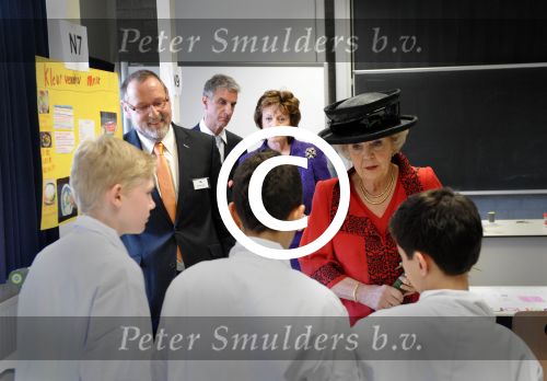 Bergen 12 maart 2013
Koningin Beatrix bij 50 jarig bestaan europese school in bergen.
Peter Smulders bv