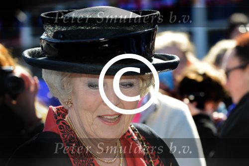 Bergen 12 maart 2013
Koningin Beatrix bij 50 jarig bestaan europese school in bergen.
Peter Smulders bv