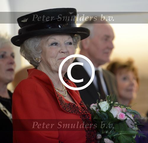Bergen 12 maart 2013
Koningin Beatrix bij 50 jarig bestaan europese school in bergen.
Peter Smulders bv
