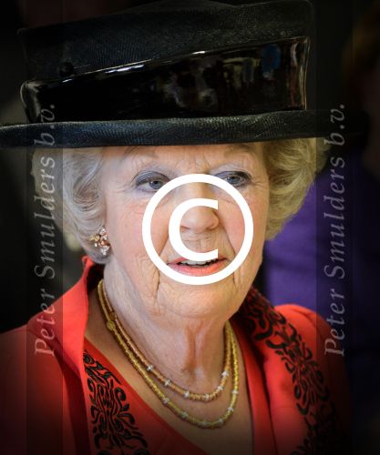 Bergen 12 maart 2013
Koningin Beatrix bij 50 jarig bestaan europese school in bergen.
Peter Smulders bv
