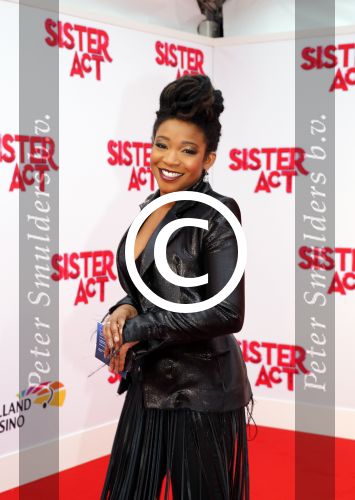 Scheveningen 3maart 2013
Premiere sisteract in het circustheater. Leona
Peter Smulders bv