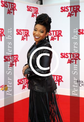 Scheveningen 3maart 2013
Premiere sisteract in het circustheater. Leona
Peter Smulders bv