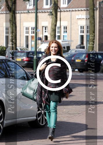 Laren 18 maart 2013
Leontine Borsato en Quincy Trustfull lopend in Laren.
Peter Smulders bv