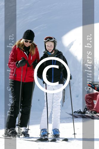 Lech 1 maart 2013
Linda de Mol met dochter Noa in Lech op skivakantie.
Peter Smulders bv