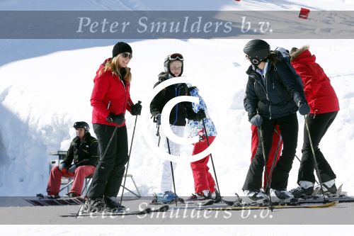 Lech 1 maart 2013
Linda de Mol met dochter Noa in Lech op skivakantie.
Peter Smulders bv