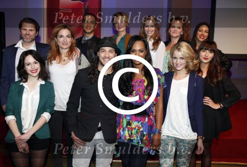 Hilversum 18 maart 2013
Perspresentatie nieuwe soap rtl V Malaika in studio 21.
            JASMINE SENDAR, LIZA SIPS, CURT FONTIN, NINA VAN KOPPEN, JUVAT WESTENDORP, GAMZE TARIM, ANKE ENGELS, TIM LINDE, ZAHRA OUAJIL, BETJE KOOLHAAS, OLAF MALMBERG, EVA SMID, MELISSA DROST, SJOERD DRAGTSMA
Peter Smulders bv
