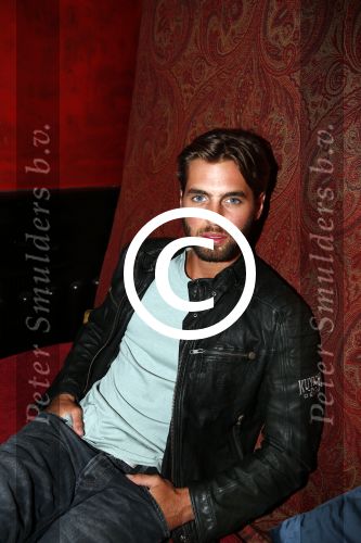 Amsterdam 6 maart 2013
Presentatie nieuwe net5 programma Sabotage in little buddha bar. Manuel Broekman
Peter Smulders bv