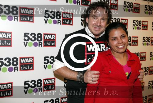 Amsterdam 19 maart 2013
Marco Borsato, ex-kindsoldate Gabriela, 538 DJ\'s: Barry Paf, Frank Dane en Jeroen Nieuwenhuize bij persconferentie War Child en radio 538.
Peter Smulders bv
