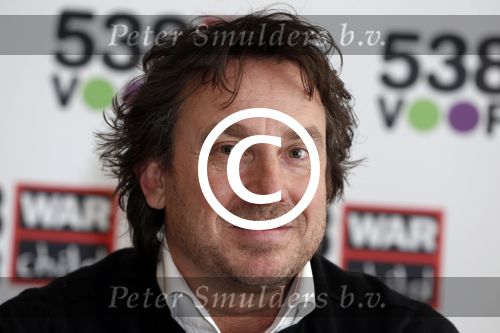 Amsterdam 19 maart 2013
Marco Borsato, ex-kindsoldate Gabriela, 538 DJ\'s: Barry Paf, Frank Dane en Jeroen Nieuwenhuize bij persconferentie War Child en radio 538.
Peter Smulders bv