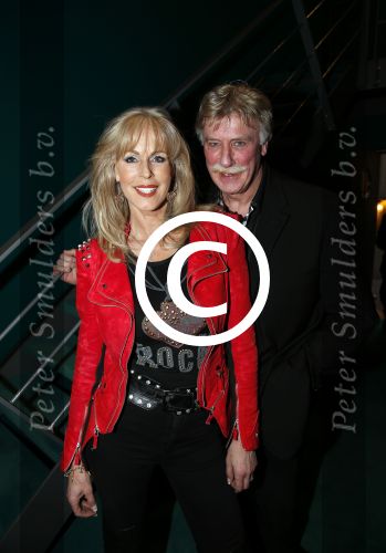 Hilversum 6 maart 2013
Presentatie cd Rock@R\'allstars in wisseloord studio\'s met oa Jan Rietman Jan Tuijp Marga Bult Dany Lademacher Ton op t Hof Jan Kooper en Albert Deinum. Marga Bult met man Jan v Ingen
Pdeter Smulders bv