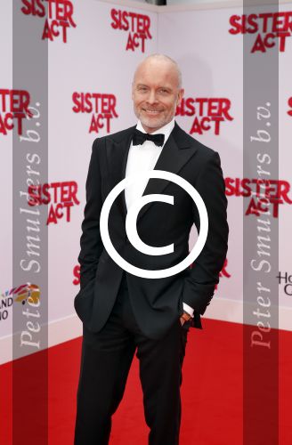 Scheveningen 3maart 2013
Premiere sisteract in het circustheater.
Mart Visser
Peter Smulders bv