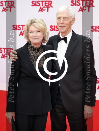 Scheveningen 3maart 2013
Premiere sisteract in het circustheater.
Martine Bijl met Berend Boudewijn
Peter Smulders bv