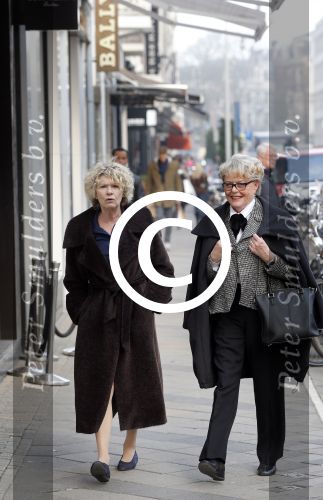 Amsterdam 8 maart 2013
Marianne v Wijnkoop en Martine Bijl op de pc hooftstraat.
Peter Smulders bv