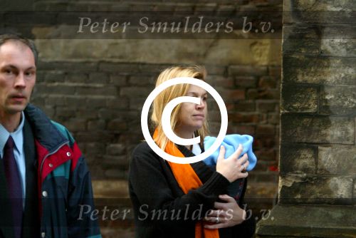 Amsterdam 28 december 2003
Prinses Maxima en Prinses Amalia wandelen met ouders Maxima en broer en zus bij Paleis op de Dam.Jorge Zorreguita en Carmen Zorreguita