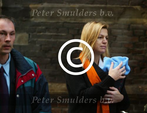 Amsterdam 28 december 2003
Prinses Maxima en Prinses Amalia wandelen met ouders Maxima en broer en zus bij Paleis op de Dam.Jorge Zorreguita en Carmen Zorreguita