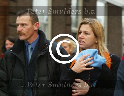 Amsterdam 28 december 2003
Prinses Maxima en Prinses Amalia wandelen met ouders Maxima en broer en zus bij Paleis op de Dam.Jorge Zorreguita en Carmen Zorreguita