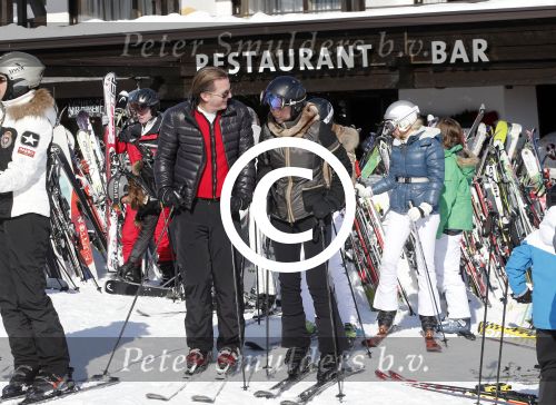Lech 17 februari 2013
Michiel en Marloes Mens op skivakantie in Lech. Ook de moeder en zussen van Marloes zijn erbij.
Peter Smulders bv