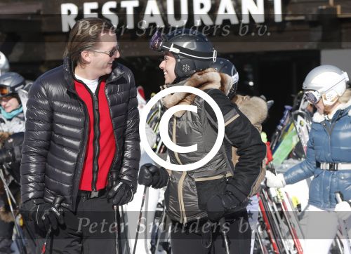 Lech 17 februari 2013
Michiel en Marloes Mens op skivakantie in Lech. Ook de moeder en zussen van Marloes zijn erbij.
Peter Smulders bv