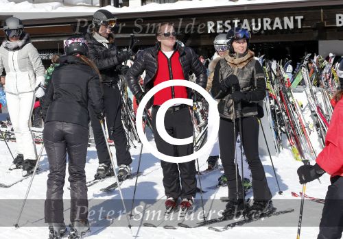 Lech 17 februari 2013
Michiel en Marloes Mens op skivakantie in Lech. Ook de moeder en zussen van Marloes zijn erbij.
Peter Smulders bv