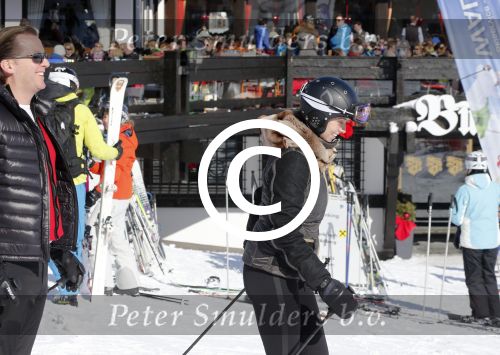 Lech 17 februari 2013
Michiel en Marloes Mens op skivakantie in Lech. Ook de moeder en zussen van Marloes zijn erbij.
Peter Smulders bv