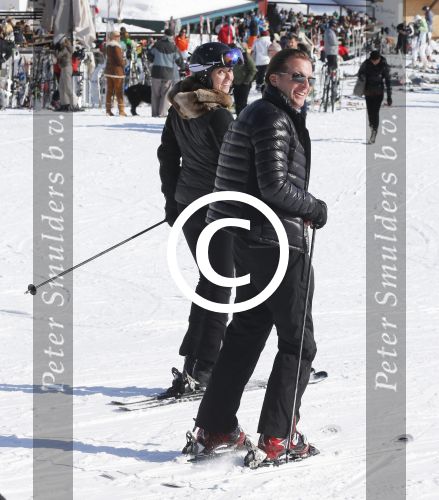 Lech 17 februari 2013
Michiel en Marloes Mens op skivakantie in Lech. Ook de moeder en zussen van Marloes zijn erbij.
Peter Smulders bv