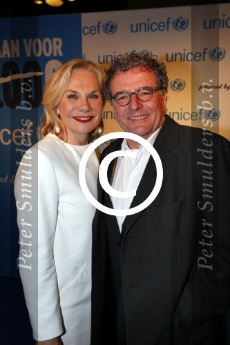 Amsterdam 10 maart 2013
Premiere Tuschinski tbv Unicef. Monique v d Ven en Edwin de Vries
Peter Smulders bv