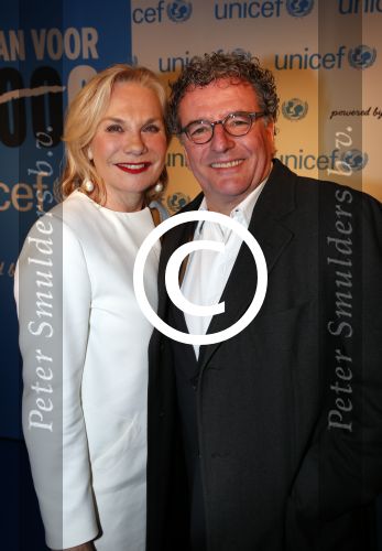 Amsterdam 10 maart 2013
Premiere Tuschinski tbv Unicef. Monique v d Ven en Edwin de Vries
Peter Smulders bv