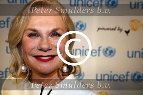 Amsterdam 10 maart 2013
Premiere Tuschinski tbv Unicef. Monique v d Ven en Edwin de Vries
Peter Smulders bv