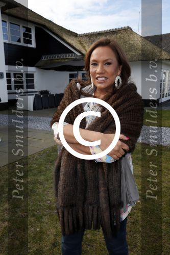 Loosdrecht 21 februari 2013
Presentatie rtl5 programma\'s Echte meisjes & jongens op de prairie met Patty Brard en Jan Kooijman met Wie hoort bij wie in cheat on me bij het witte huis.
Peter Smulders bv