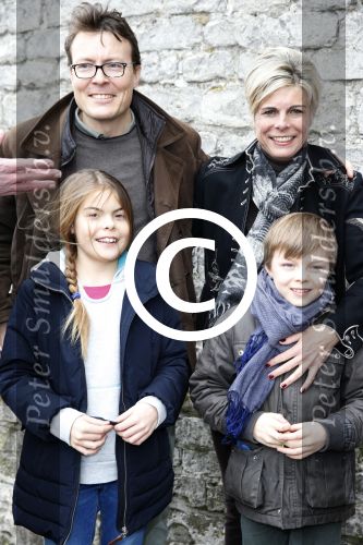 Bergen op zoom 16 maart 2013
Prinses Laurentien helpt mee met de grote schoonmaak in Museum De Gevangenpoort. De prinses en haar man prins Constantijn verrichten samen met hun kinderen  Eloise en Claus Cazimir de schoonmaakwerkzaamheden in het kader van de vrijwilligersactie NLdoet.
Peter Smulders bv