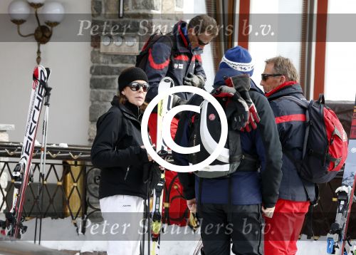 Zurs 19 februari 2013
Prinses Caroline van Monaco en haar dochter op ski vakantie in Zurs/Lech.
Peter Smulders bv