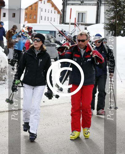 Zurs 19 februari 2013
Prinses Caroline van Monaco en haar dochter op ski vakantie in Zurs/Lech.
Peter Smulders bv