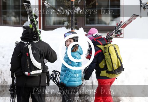 Zurs 19 februari 2013
Prinses Caroline van Monaco en haar dochter op ski vakantie in Zurs/Lech.
Peter Smulders bv