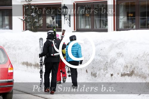 Zurs 19 februari 2013
Prinses Caroline van Monaco en haar dochter op ski vakantie in Zurs/Lech.
Peter Smulders bv