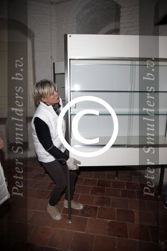 Bergen op zoom 16 maart 2013
Prinses Laurentien helpt mee met de grote schoonmaak in Museum De Gevangenpoort. De prinses en haar man prins Constantijn verrichten samen met hun kinderen  Eloise en Claus Cazimir de schoonmaakwerkzaamheden in het kader van de vrijwilligersactie NLdoet.
Peter Smulders bv