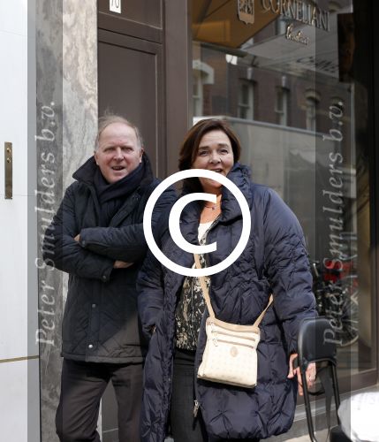 Amsterdam 8 maart 2013
Rene v d Kerkhof met zijn vrouw op de pc hooftstraat.
Peter Smulders bv