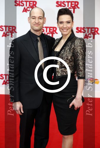 Scheveningen 3maart 2013
Premiere sisteract in het circustheater.
Renee Wegberg met partner
Peter Smulders bv