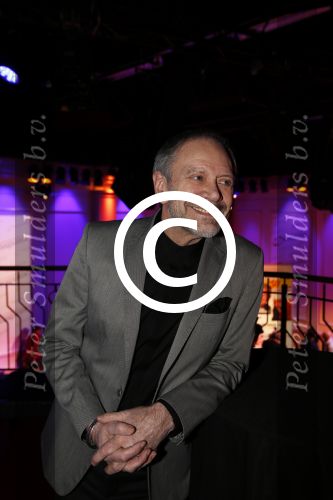 Hilversum 5 maart 2013
Prresentatie tijdschrift/magazine van TV Max in studio 21. Rob de Nijs
Peter Smulders bv