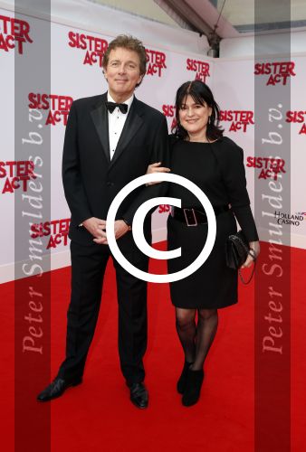 Scheveningen 3maart 2013
Premiere sisteract in het circustheater.
Robert ten Brink met zijn vrouw
Peter Smulders bv