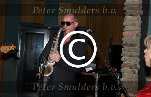 Hilversum 6 maart 2013
Presentatie cd Rock@R\'allstars in wisseloord studio\'s met oa Jan Rietman Jan Tuijp Marga Bult Dany Lademacher Ton op t Hof Jan Kooper en Albert Deinum.
Pdeter Smulders bv